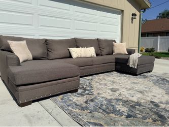 Living spaces dark gray U shaped sectional DELIVERY AVAILABLE