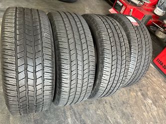 4 SEMI NEW 27550R22 MICHELIN LATITUDE ALL SEASON tires for $500 installed and balanced. 99% TREAD ON THESE TIRES . 27550R22 275 50 22 275 50 R 22 275