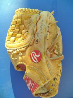 Rawlings Baseball Glove C100-5 Deep Well Pocket