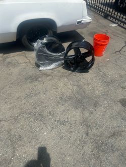 18 Irocs rims only 2 ???? Brand new 🆕 power coated high gloss black