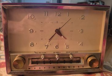 Vintage 1954 radio