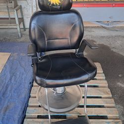 Barber chair