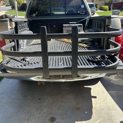 Tailgate extender fits many
