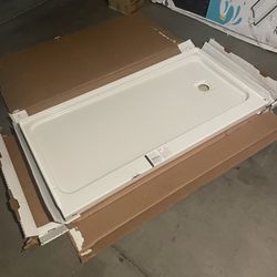 Bootz Industries Aloha ShowerCast 60 in. L x 30 in. W Alcove Shower Pan Base in White with Square Chrome Right Drain 