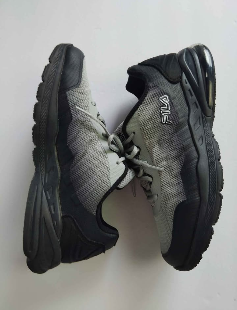 Fila Acumen Viz Men's Athletic Shoes Black and Gray Color Fade Size 10