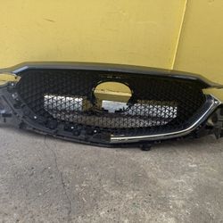 2017-2021 MAZDA CX-5 GRILLE #2