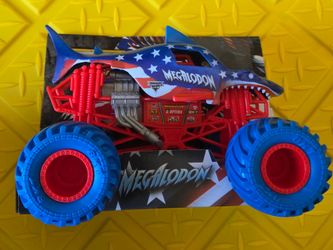 Monster Jam Megalodon