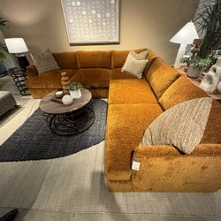 Sectional Sofa 