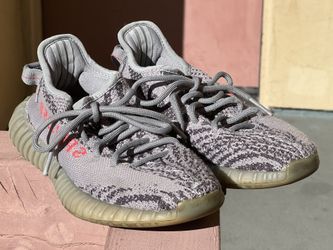 YEEZY 350 BELUGA V2 MENS,KIDS US SIZE 4 USED GOOD CONDITION