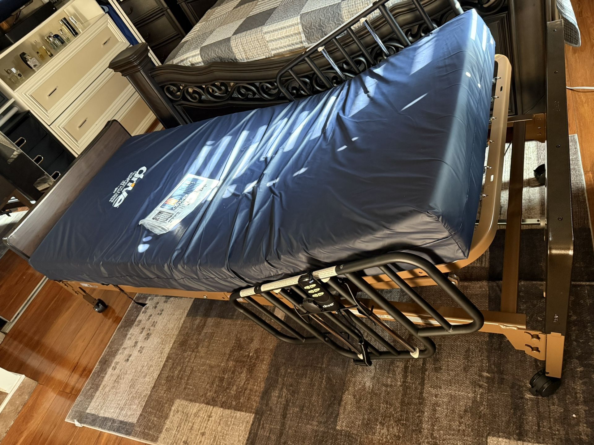 Adjustable bed Recliner