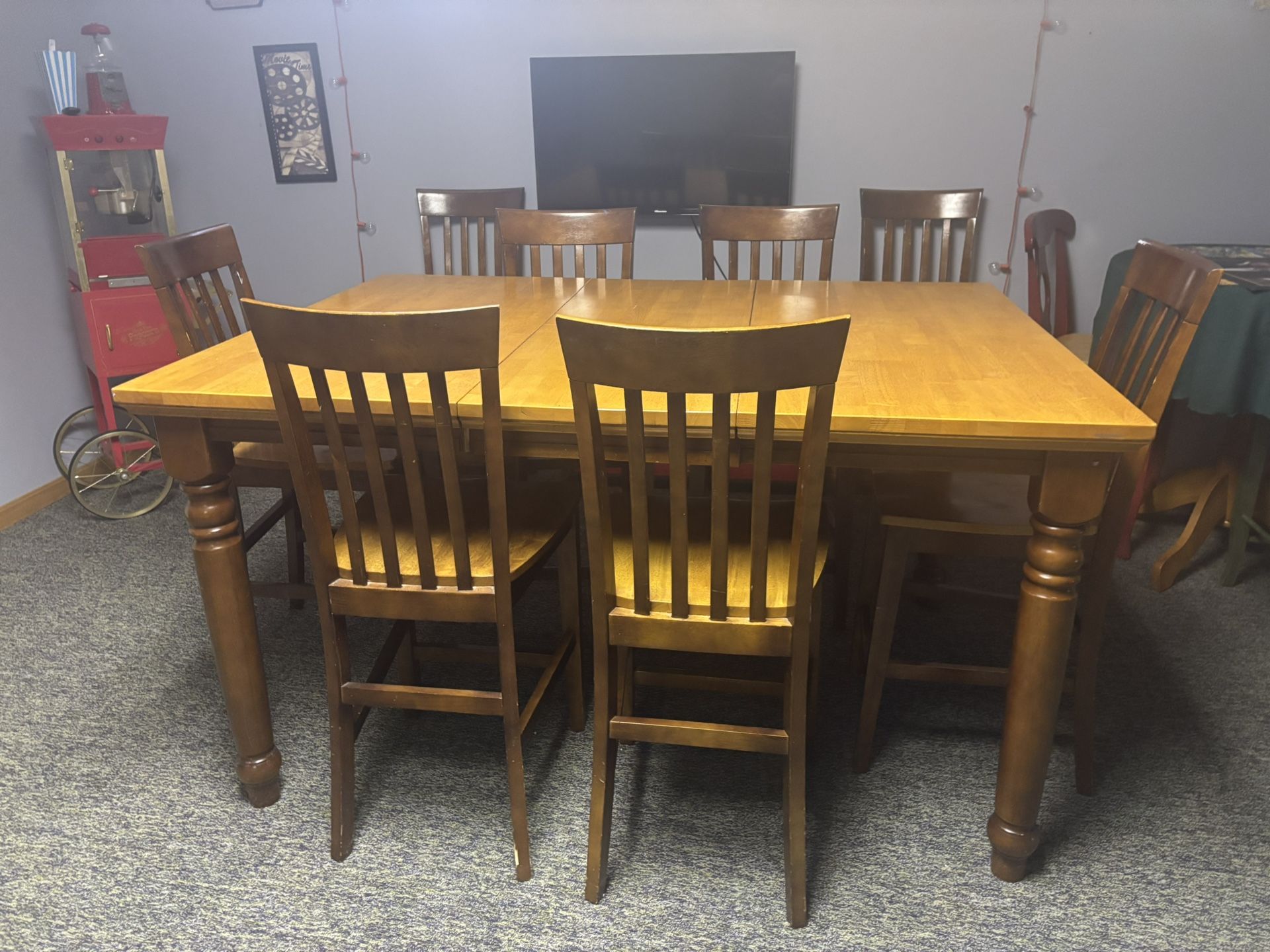 Counter Top Table & Chairs