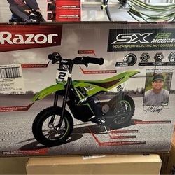 Razor SX125 12V(100W) McGrath Dirt Electric Bike - Green