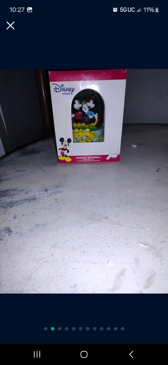 Snow globe