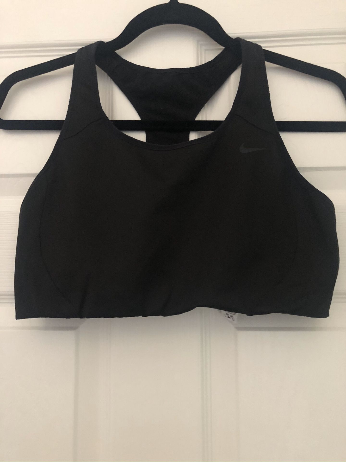 Nike sports bra Women’s Black color size XL -Like New
