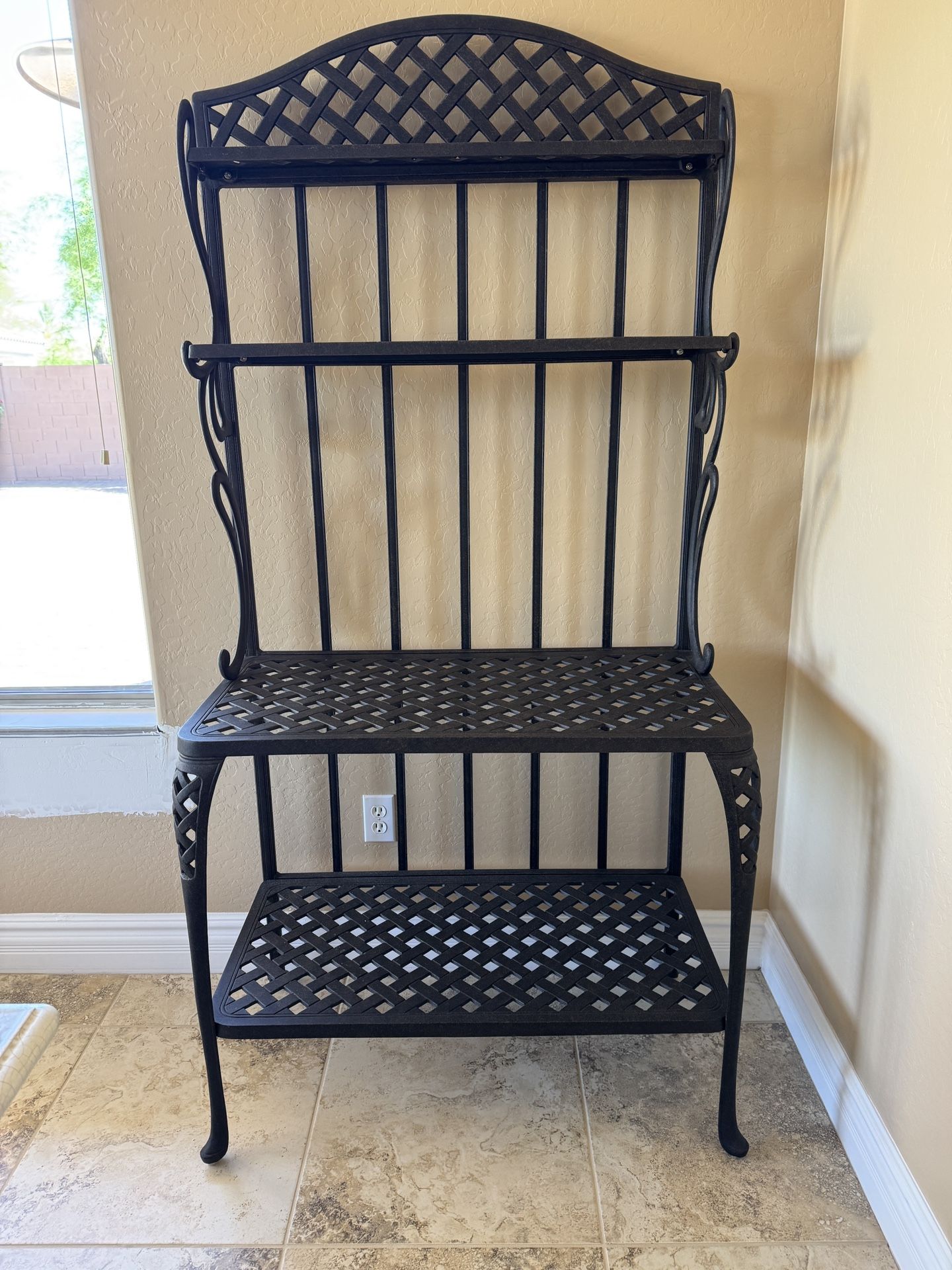 Baker’s rack
