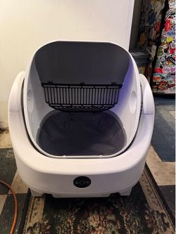 Automatic Self-Cleaning Cat Litter Box With App Control, Safety Sensors & Odor Control