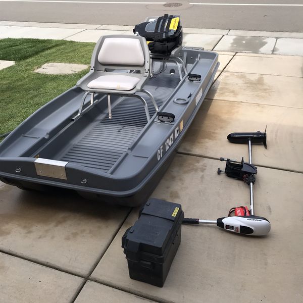 Basspro Pond Prowler Fishing Boat 10’ for Sale in Manteca, CA OfferUp