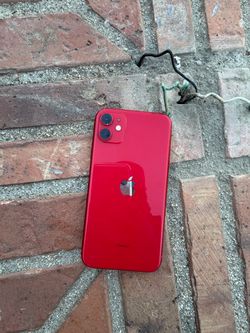 iPhone 12 red