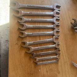 CRAFTSMAN     Tools.  