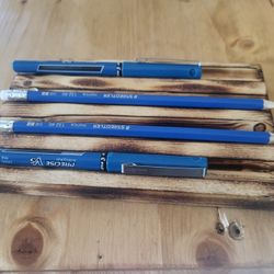 Beautiful Handcrafted Wooden Pen/pencil Holder