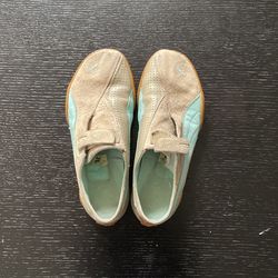 Puma Women Sneakers Size 7
