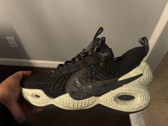 Men’s Cosmic Unity Basketball Sneakers