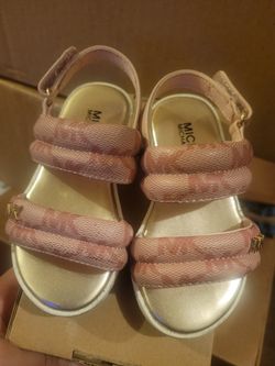 Little Toddler Sandles