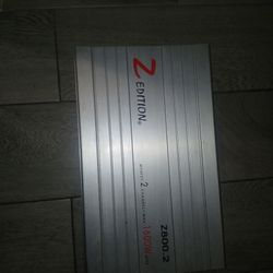Z edition amplifier class A/B  2 channel good working condition 1600 watts max 800rms 