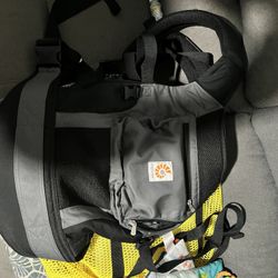 Ergobaby Baby carrier