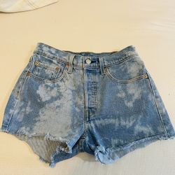 Women’s Levi's 501 Jeans Shorts Medium Wash Denim High Rise Denim Size 26 