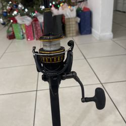 🐠 Preowned Daiwa BG4000 Reel & Preowned BackHook LMR 7FT 10-20Lb Rod 🔥 