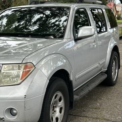 Nissan Patfhander