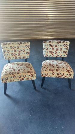 Accent Chairs