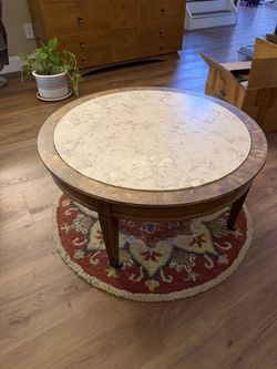 Cocktail table