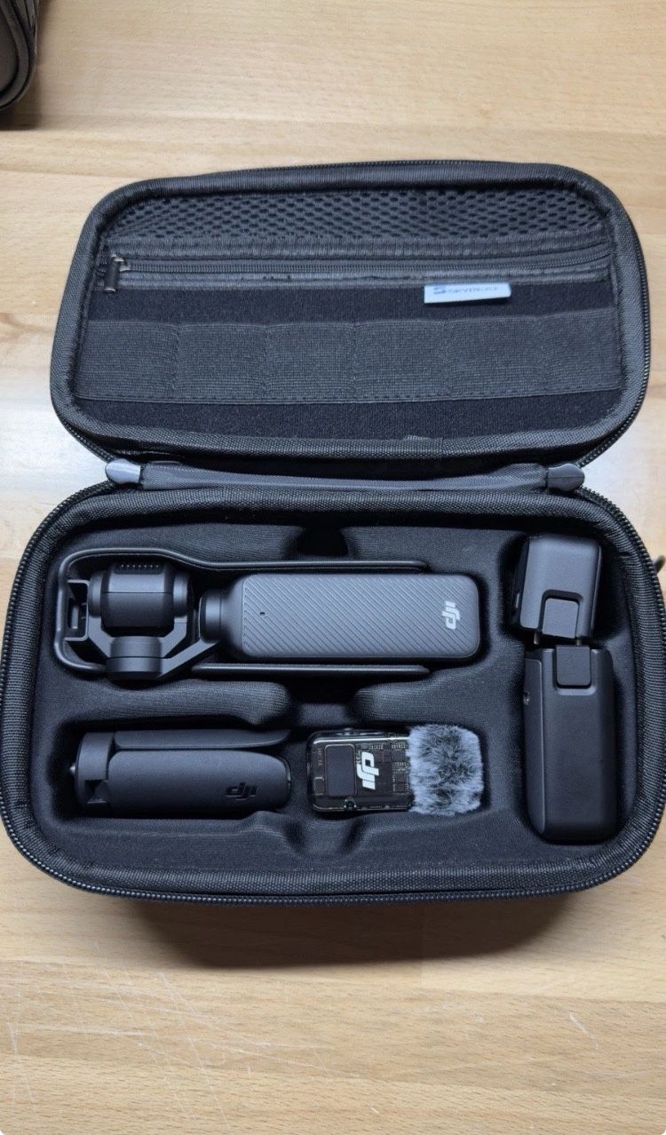 DJI Osmo Pocket 3 Creator Combo Screen Protector 128gb Micro SD Comes As Shown