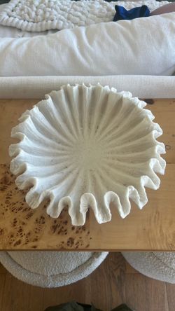 Decorative trendy bowl