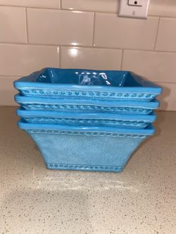 Set of 4 Melamine Bowls 