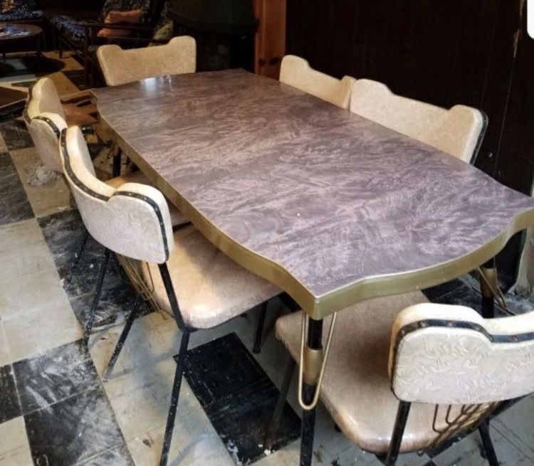 Beautiful Midcentury Dining Set With 6 Chairs