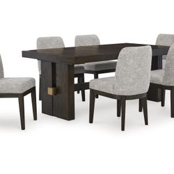 Burkhaus Ashley Dinning Table Set For 6 - Extendable