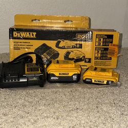 Kit DeWalt 5Ah + 2Ah + cargador-charged