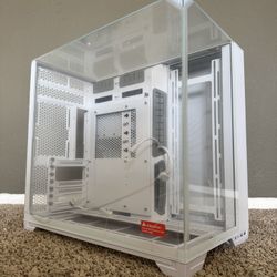 Lian Li O11 Vision PCMR White