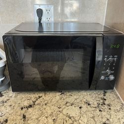 Microwave for Sale in Brooklyn, NY - OfferUp