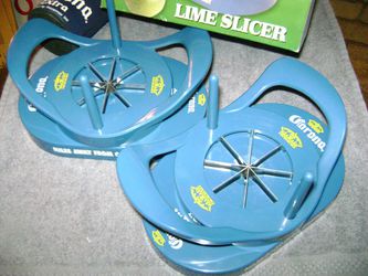 Corona Lime Slicer
