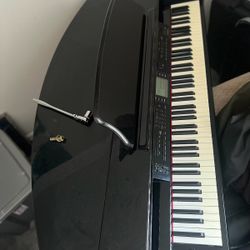 Suzuki Baby Electric Grand Piano