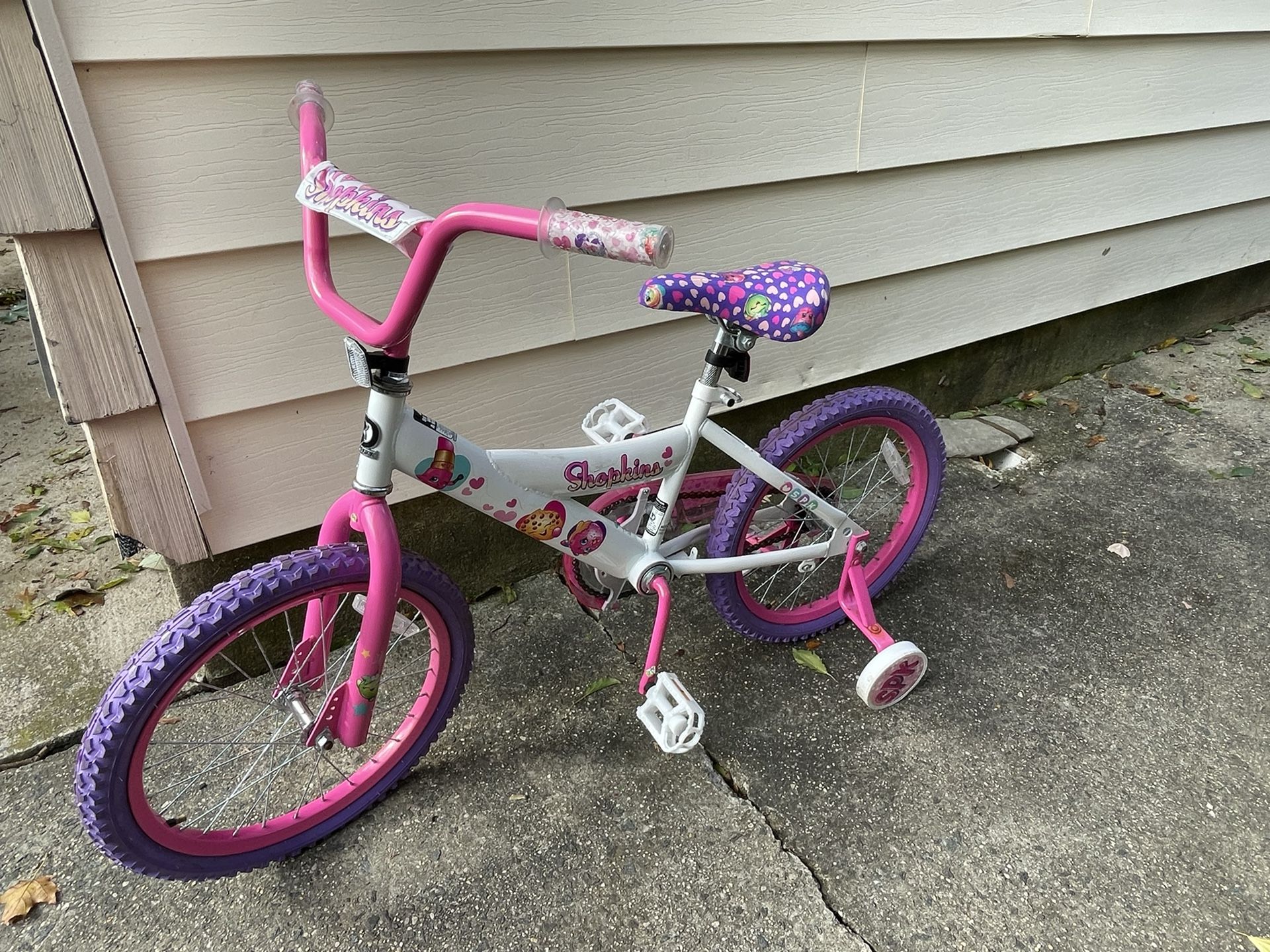 18 “ Shopkins Girls Bicycle 