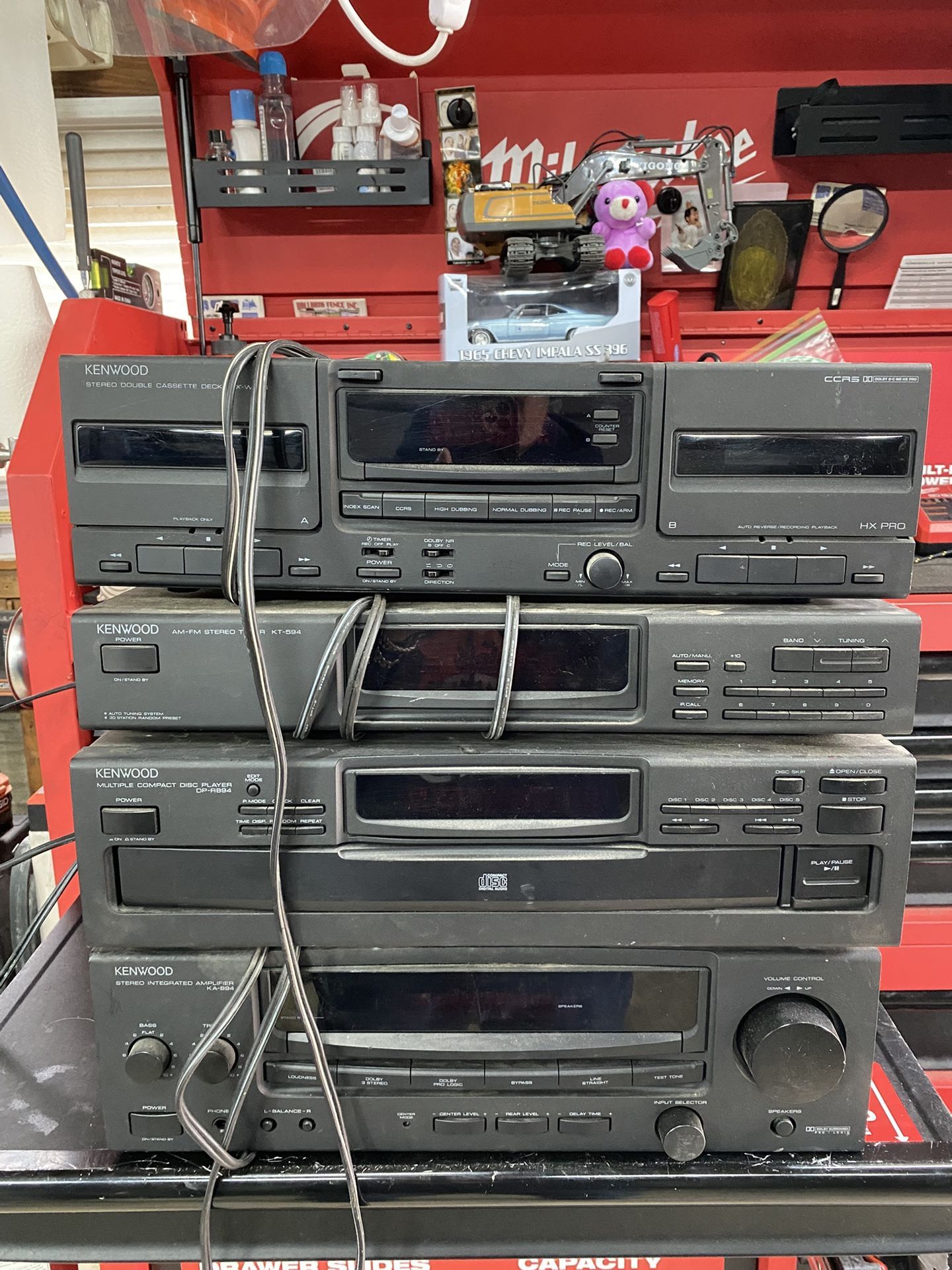 Kenwood home stereo system with speaker speakers