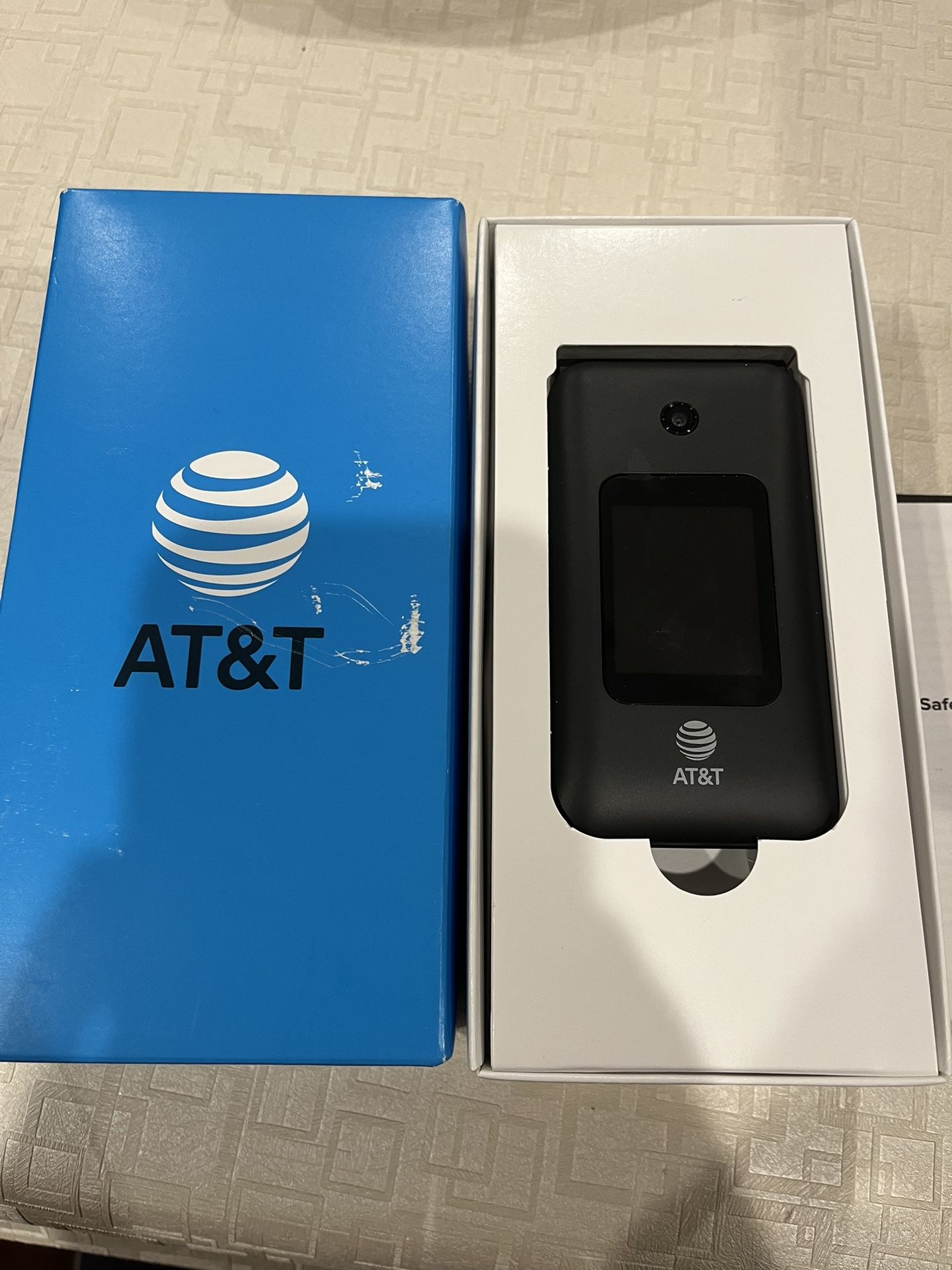AT&T Flip Phone