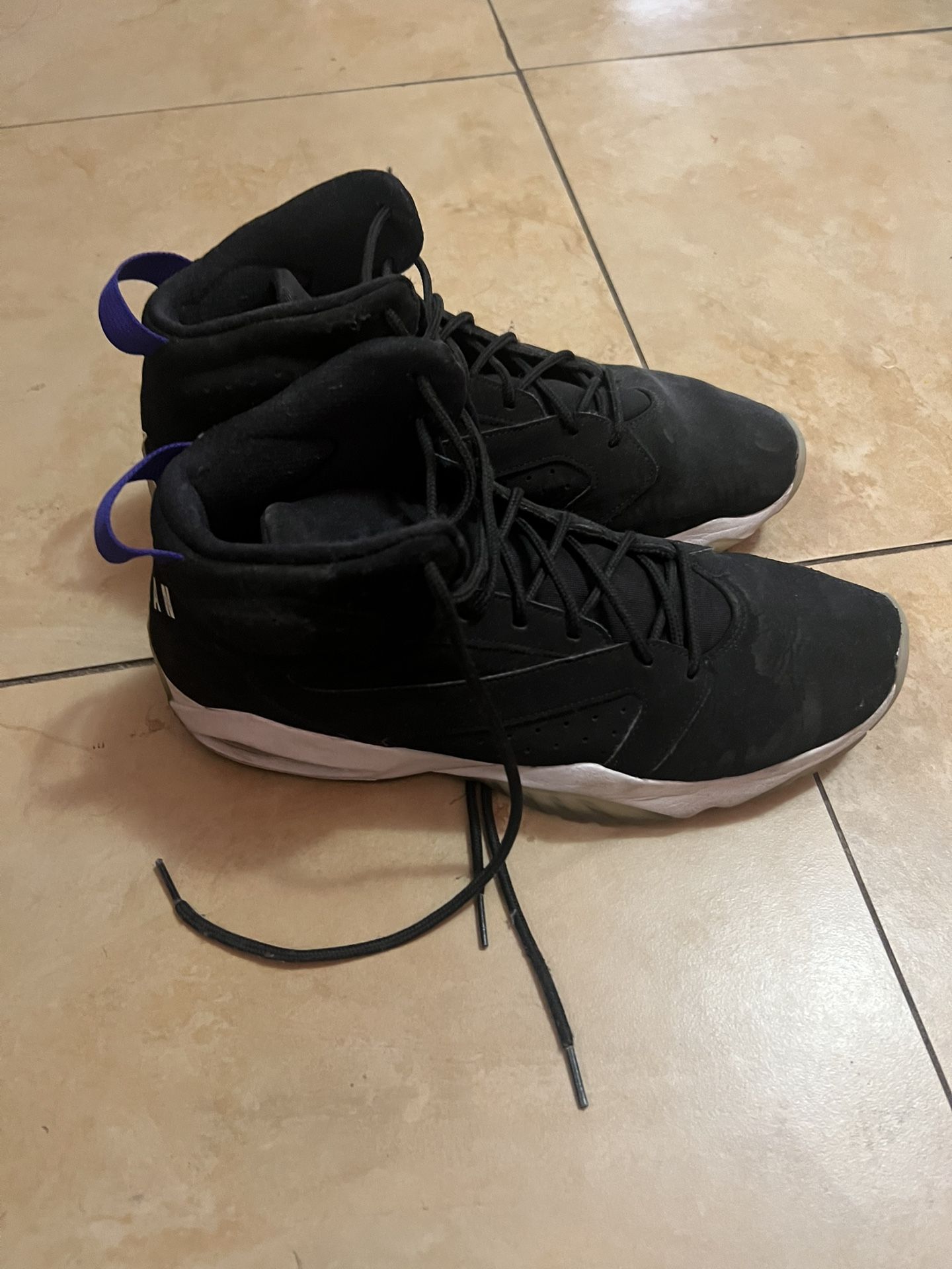 **🔥 Exclusive Used Jordan Lift Off – Limited Stock! 🔥**