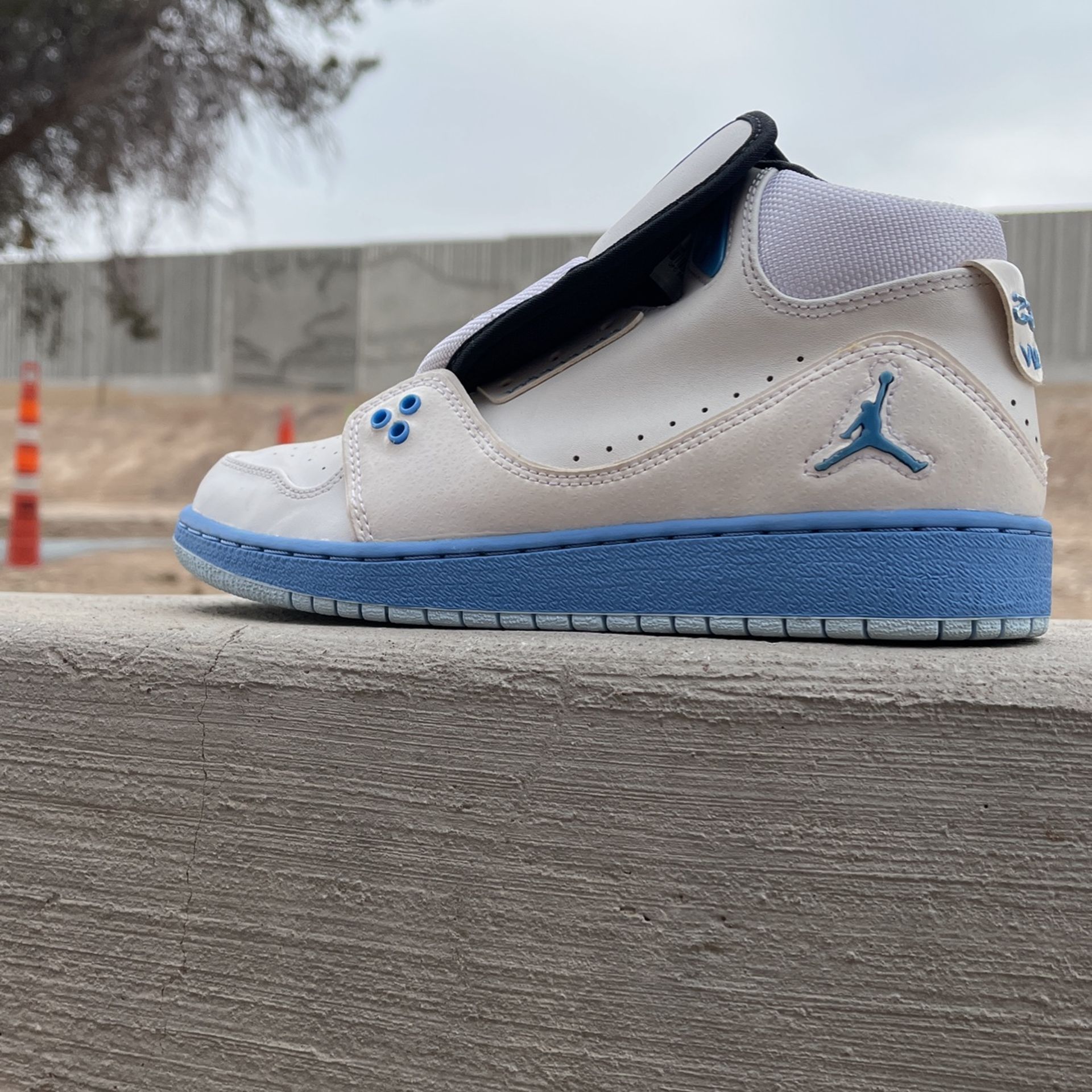 Jordan flight BG “White Legend Blue”