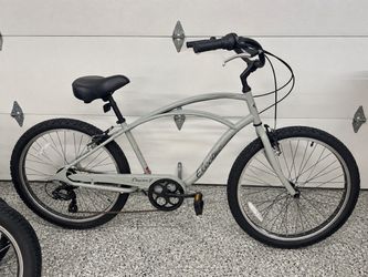 Electra 7 speed beach cruiser